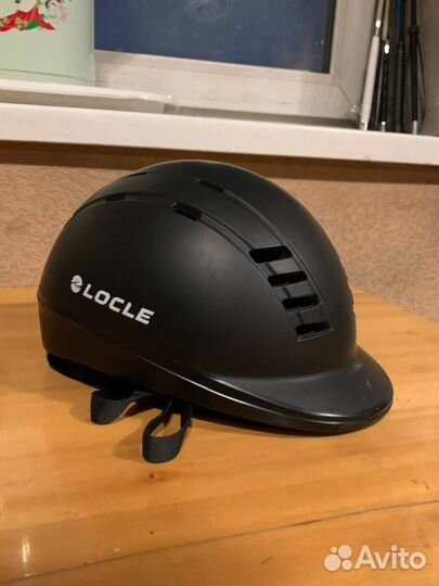 Шлем для конного спорта