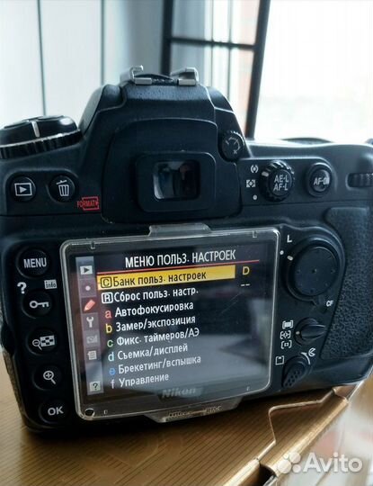 Nikon d300 body и комплект со вспышкой Nikon sb910