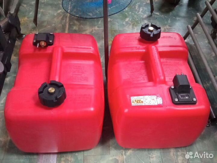 Топливный бак 12 л