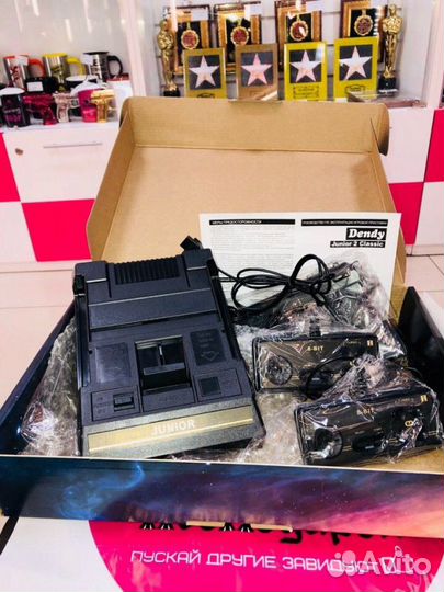 Dendy Сюбор 440-in-1 Black + Пистолет