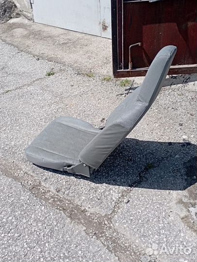 Сиденье водительское Mitsubishi Minicab, Miev