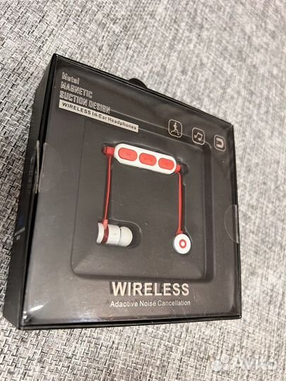 Bluetooth наушники.не использовались. Новые