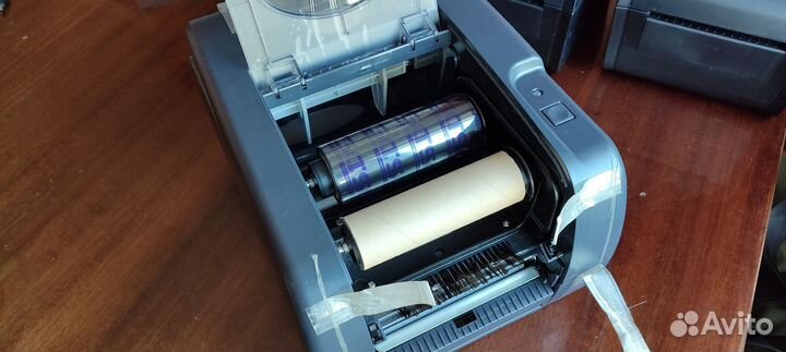 Принтер этикеток TSC TTP245 с отделителем новый