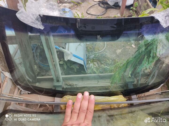 Лобовое стекло на Renault Sandero/Duster