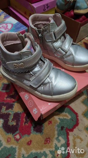 Обувь для девочки размер 22,25-30