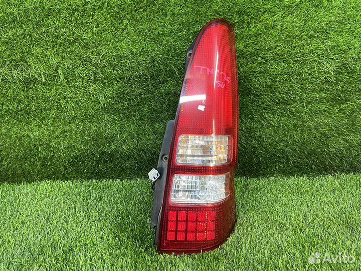 Стоп-сигнал задний правый Nissan Serena TNC24