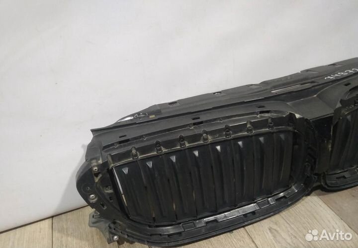 Воздушная заслонка бу BMW 5 G30 OEM 51747474368