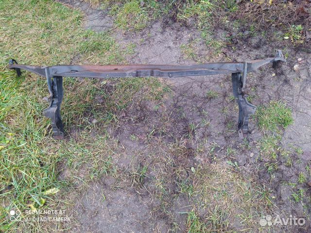 Toyota camry 40 верхняя планка радиатора