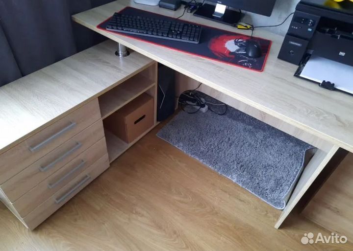 Стол письменный от производителя в наличии