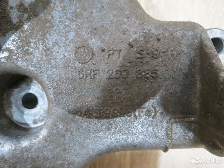 Кронштейн компрессора кондиционера Volkswagen Polo