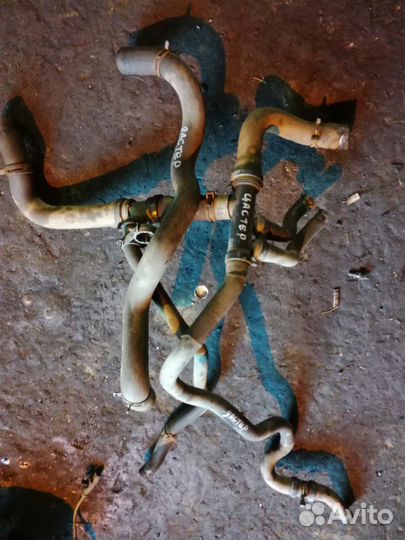 Шланг патрубок трубка охлаждения бачок Duster