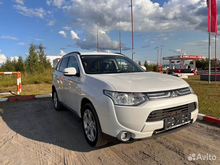 Mitsubishi Outlander 2.4 CVT, 2013, 262 243 км