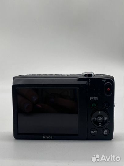 Nikon coolpix s2800