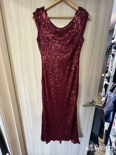 Платье вечернее