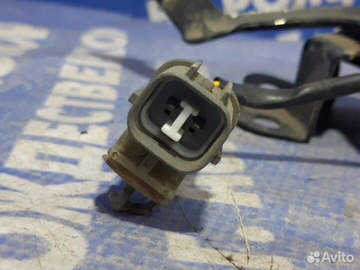 Замок капота Honda Accord 7 седан 2006