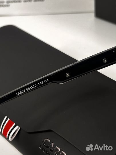 Солнцезащитные очки мужские carrera