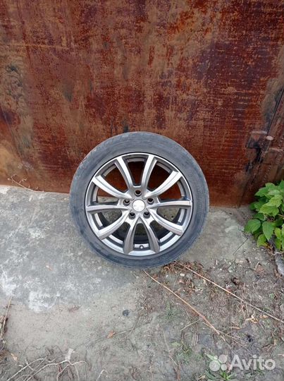 Dunlop SP Sport 9000 225/45 R17