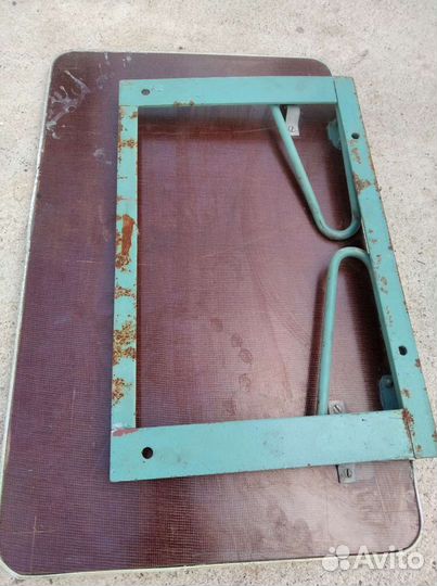 Столик и ставни от военного кунга