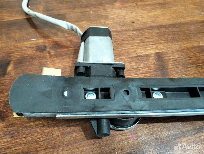 Стеклоподъёмник электро передний правый ваз 2107