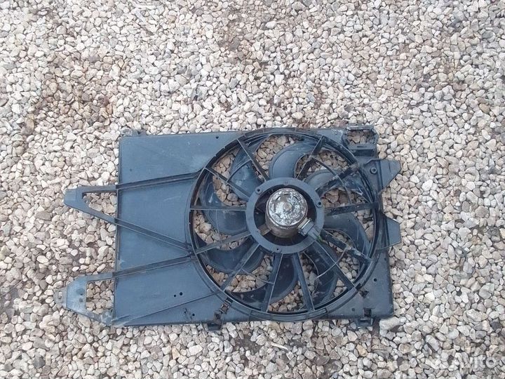 Вентилятор радиатора Ford Mondeo с диффузором