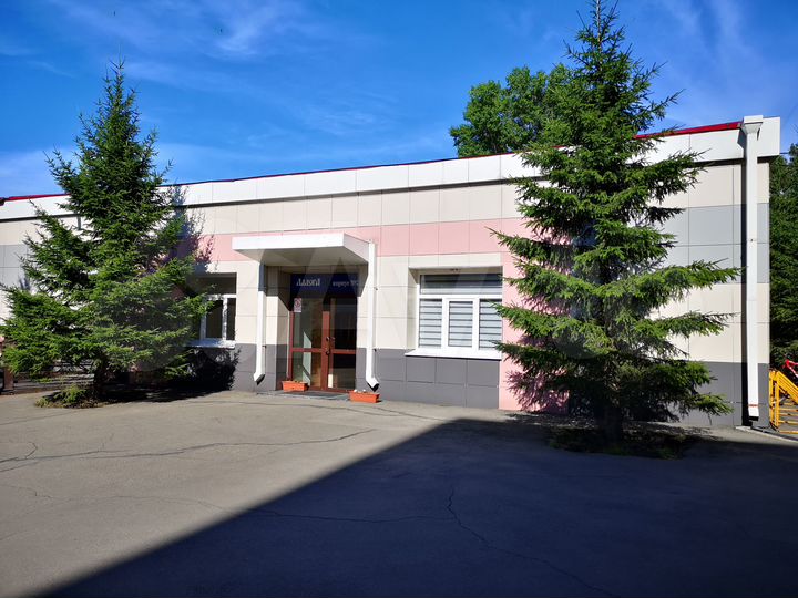 Офисы, Открытые площади 1500 м²