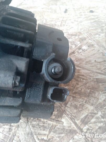 Генератор Peugeot 308 хэчбек 10fhbupsa5FW EP6 2010