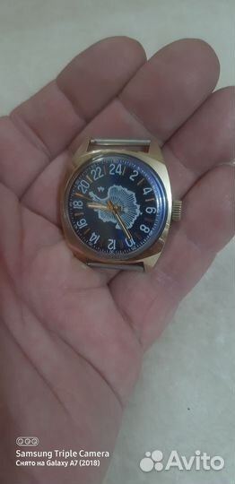 Часы ракета саэ