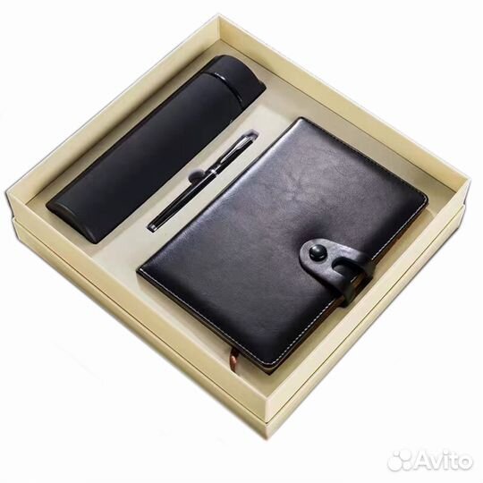 Подарочный набор с термокружкой