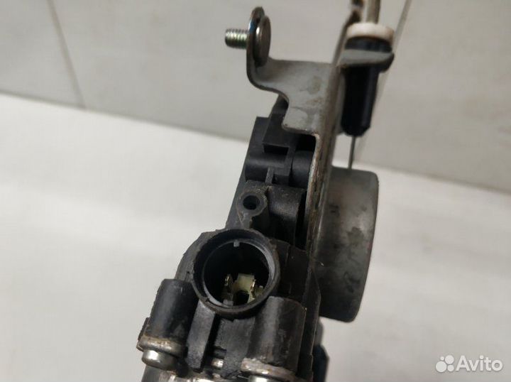 Стеклоподъемник задний левый Hyundai Solaris 1