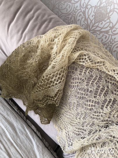 Женский шарф паутинка