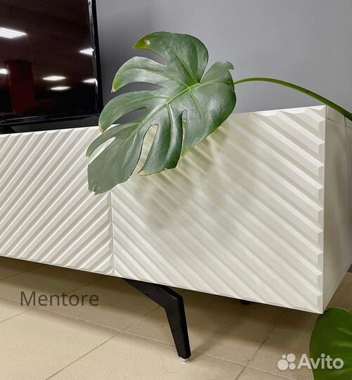 Тумба тв Bravo дизайнерская (белая)