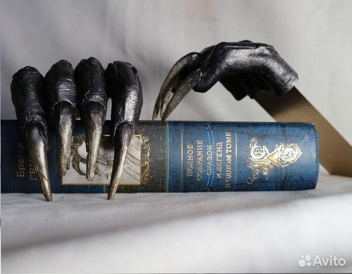 Разделитель для книг (закладка)