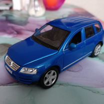 Модель volkswagen touareg 1:24