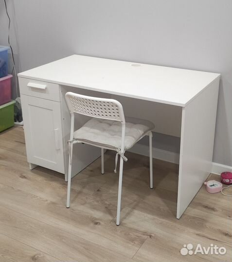 Стол и стул IKEA