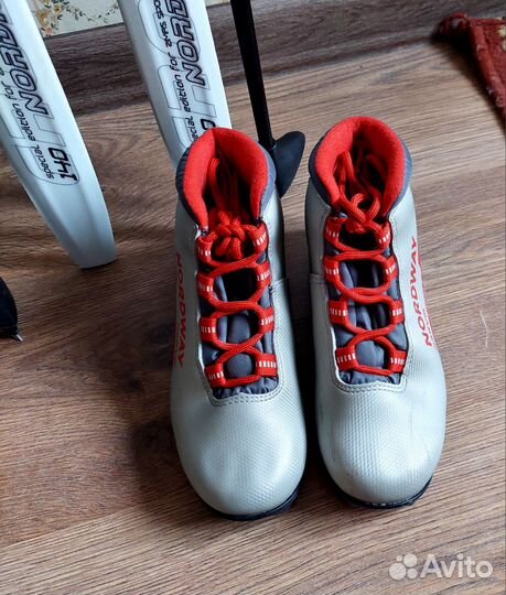 Лыжи беговые детские 140 с ботинками