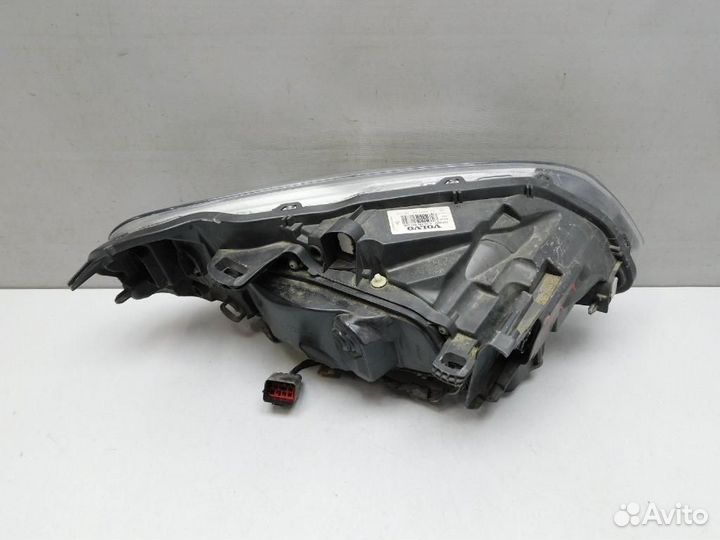 Фара левая Volvo XC60