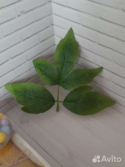 Искусственные листья пион и тюльпан