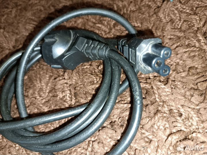 Разные кабеля, провода для подключения техники