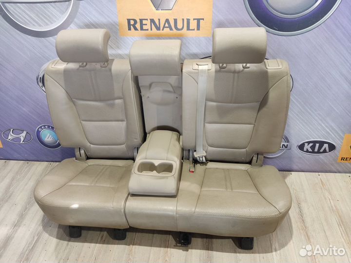 Сиденье заднее Спинка Диван Kia sorento XM Лев, Пр