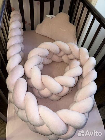 Бортики в кроватку косичка