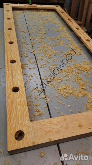 Гримерное зеркало с лампочками