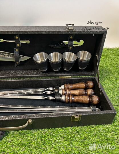 Набор шампуров в кейсе «Ворон-1» подарочный