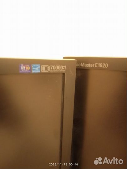 Монитор Samsung 19 дюймов