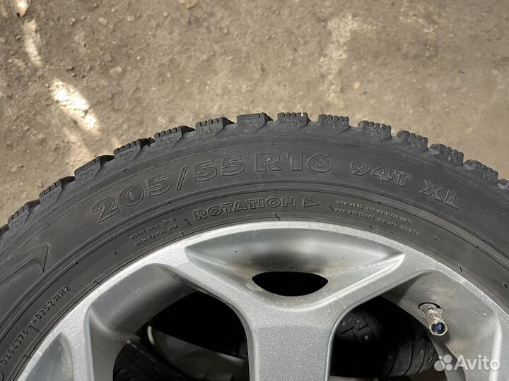 Колеса зимние Ford R16