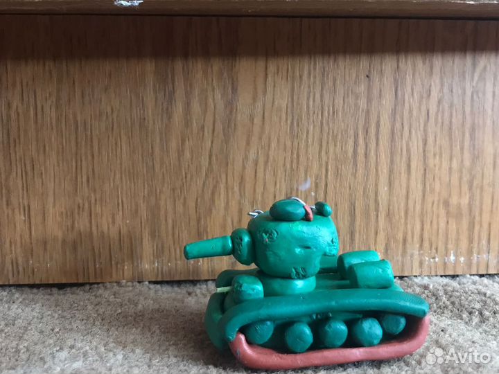 Танк из пластелина