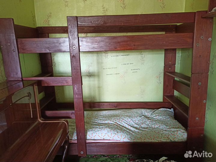 Кровать двухэтажка из натурального дерева