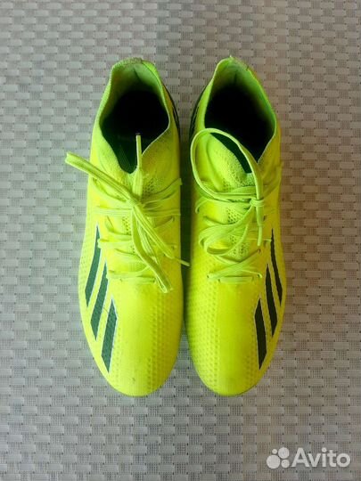 Футбольные бутсы