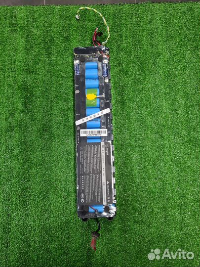 Оригинальный аккумулятор на m365