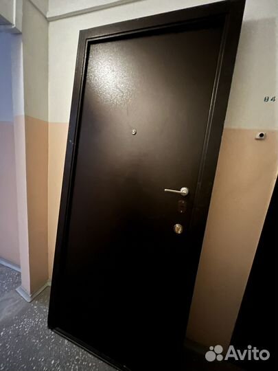 Металлическая дверь бу