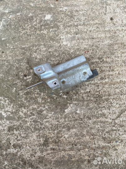 Сервопривод лючка бензобака opel vectra b